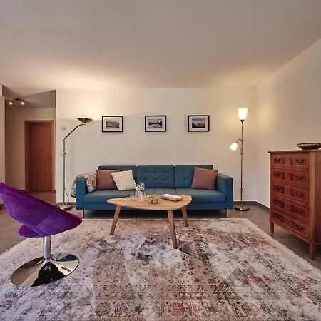 Daire Truemmelbach, Comfortabl & Cozy, Private Terrace With Views Lauterbrunnen