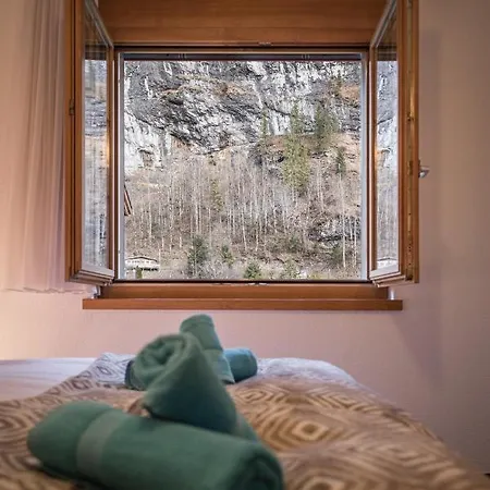 Truemmelbach, Comfortabl & Cozy, Private Terrace With Views Lauterbrunnen